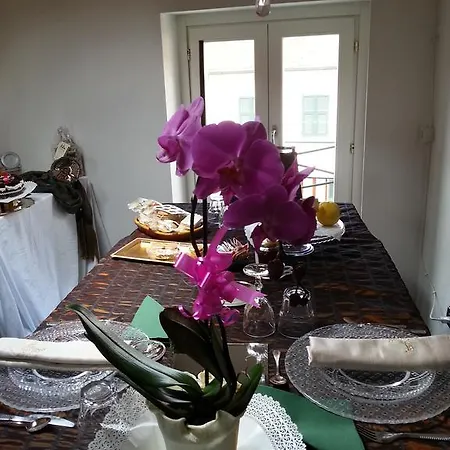 La Luna Nel Borgo Bed & Breakfast
