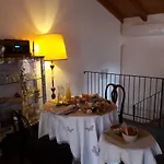 La Luna Nel Borgo Couette-café