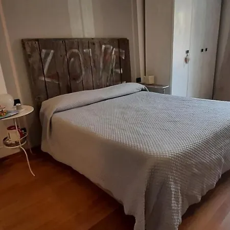 La Luna Nel Borgo 브루그나토