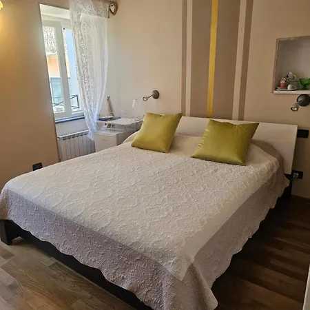 Oda ve Kahvaltı La Luna Nel Borgo *