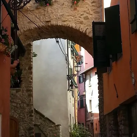 Panzió La Luna Nel Borgo-liguria